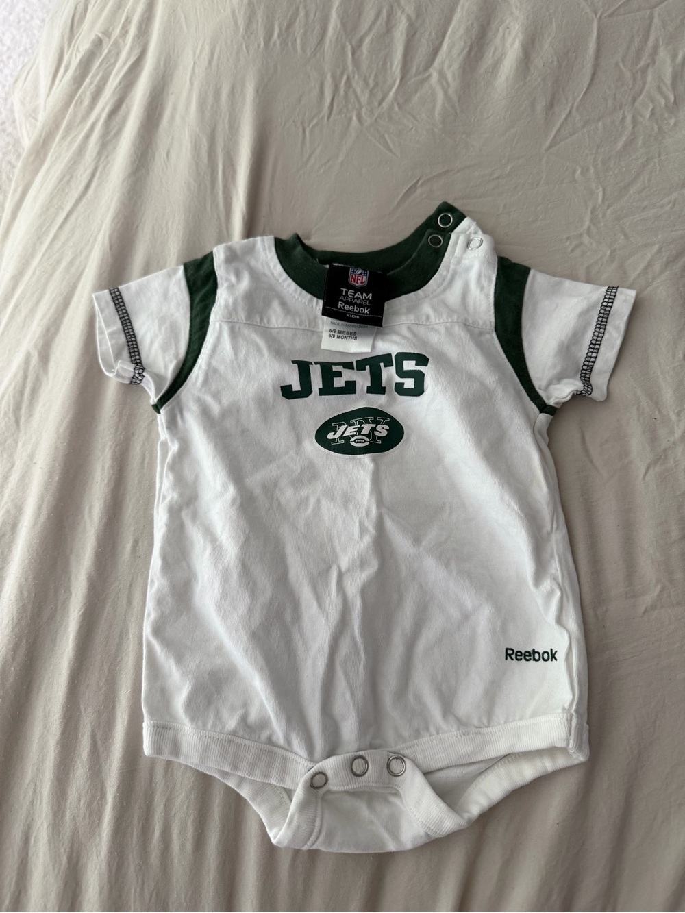 Reebok White and Dark Green New York Jets Infant Tee